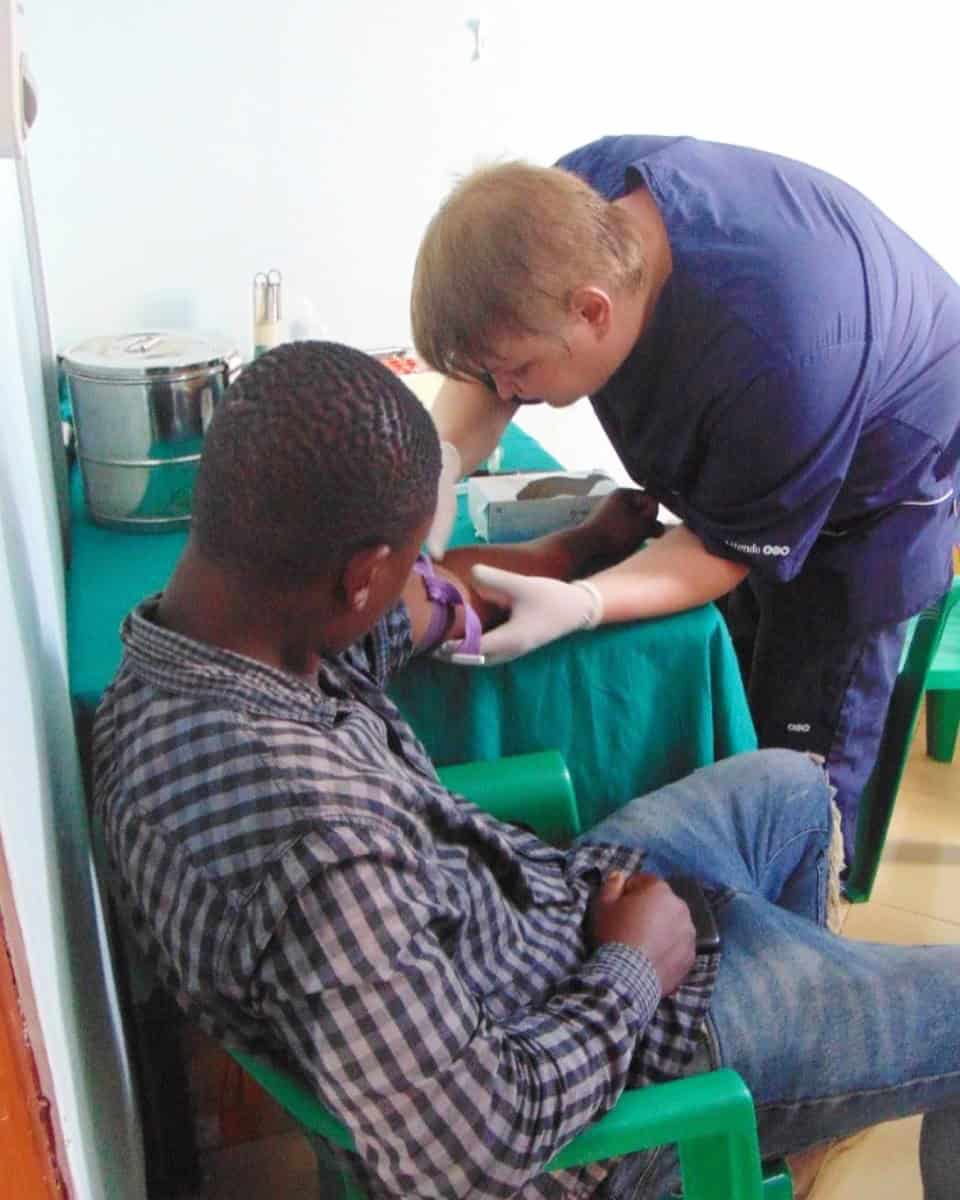 clinical work volunteering and internships in Africa